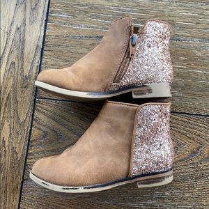 Cat & Jack dressy boots with sparkles